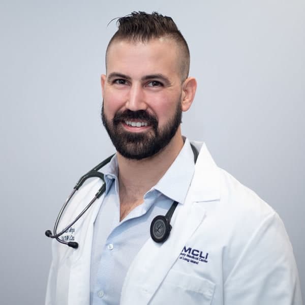 Dr. Cameron Henke Dr. Cameron Henke