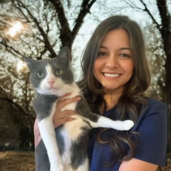 Dr. Karina Quiroz Dr. Karina Quiroz